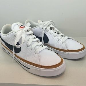 Nike Women's Court Legacy Next Nature Shoes Size 8
